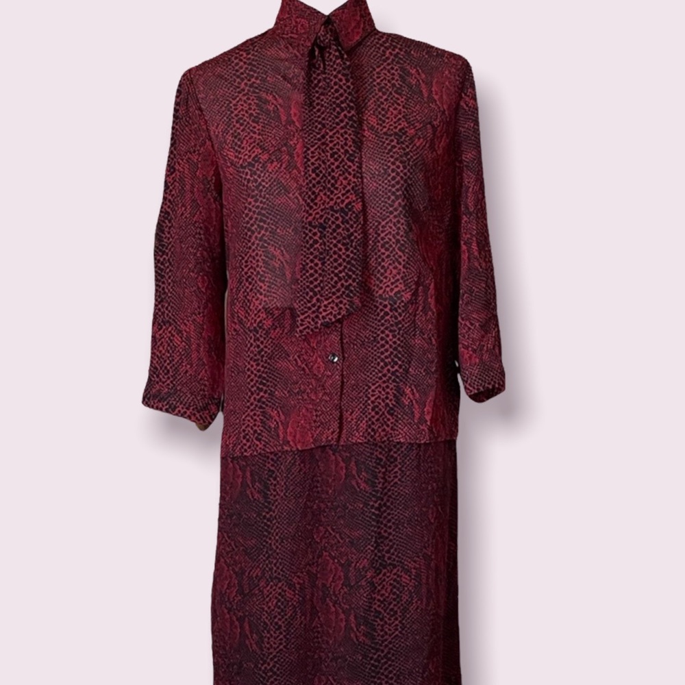 Kathie Lee Women’s Burgundy Snake Skin Print Button Shirt and Maxi Skirt Set S